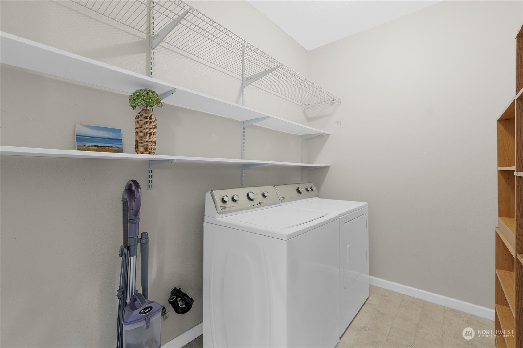112 Willow Pointe Loop, Unit 112 Longview, WA 98632 - Photo 18 of 21 a utility room with dryer and washer