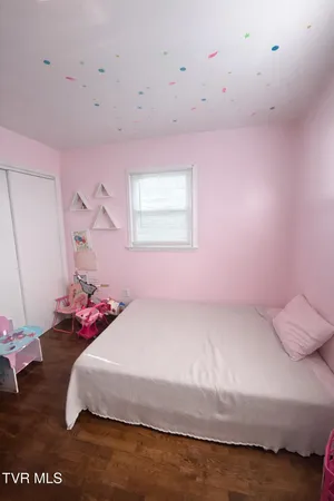 $175,000 | 230 Madison Street Southeast, Abingdon, VA 24210