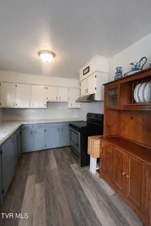 $175,000 | 230 Madison Street Southeast, Abingdon, VA 24210