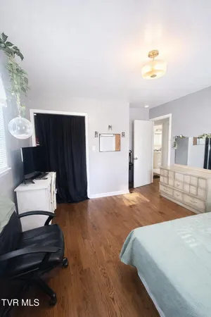 $175,000 | 230 Madison Street Southeast, Abingdon, VA 24210