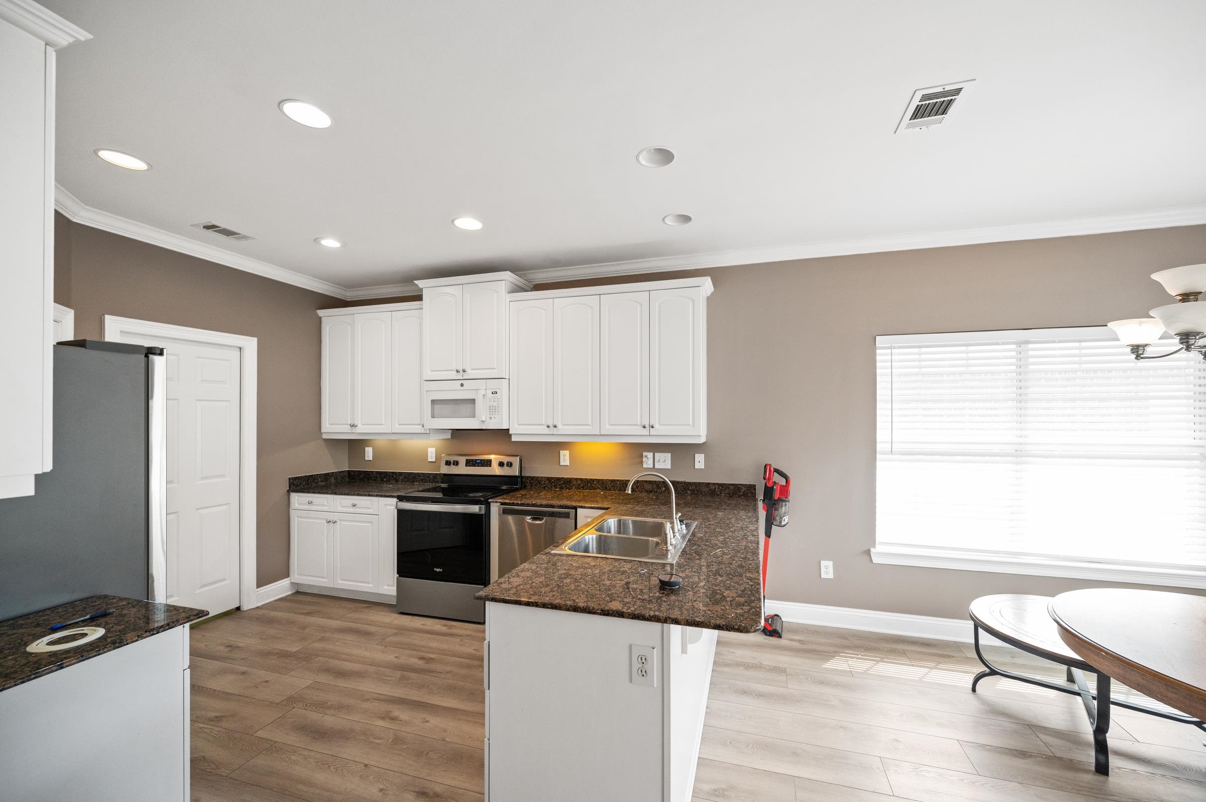 108 Natchez Trace Foley, AL 36535 - Photo 14 of 35 Kitchen