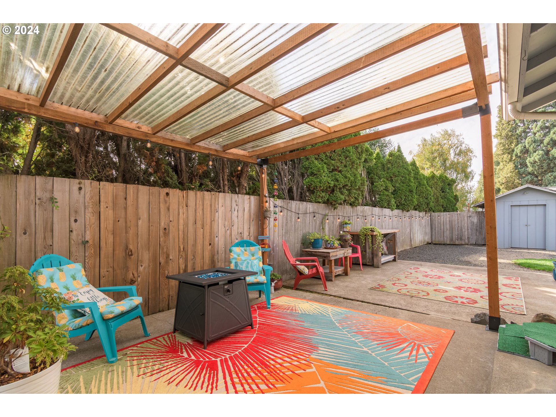 3456 Tempa Street Eugene, OR 97404 - Photo 36 of 48 a outdoor living space with furniture and garden view