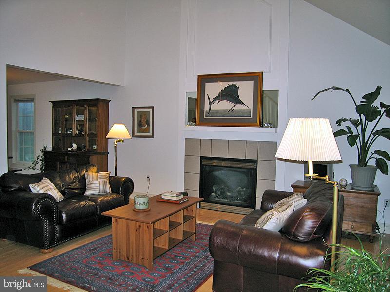 247 Kingsbridge Drive Lititz, PA 17543 - Photo 11 of 17 Gallery Image 11