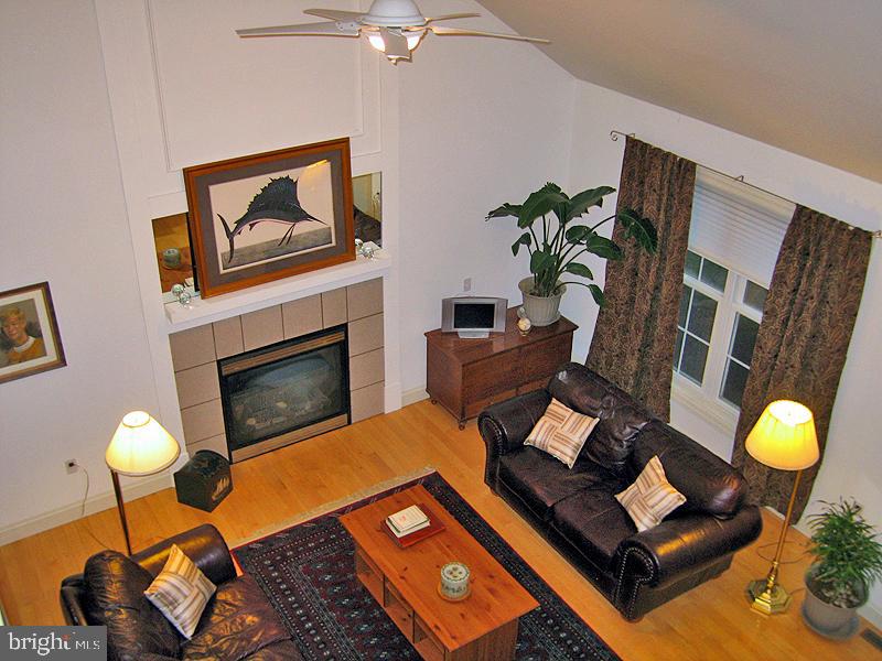 247 Kingsbridge Drive Lititz, PA 17543 - Photo 13 of 17 Gallery Image 13