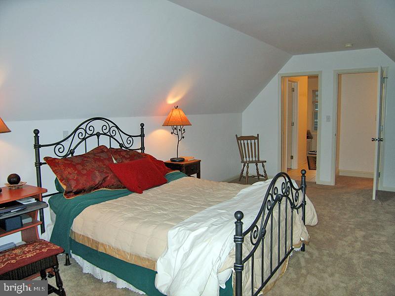 247 Kingsbridge Drive Lititz, PA 17543 - Photo 15 of 17 Gallery Image 15