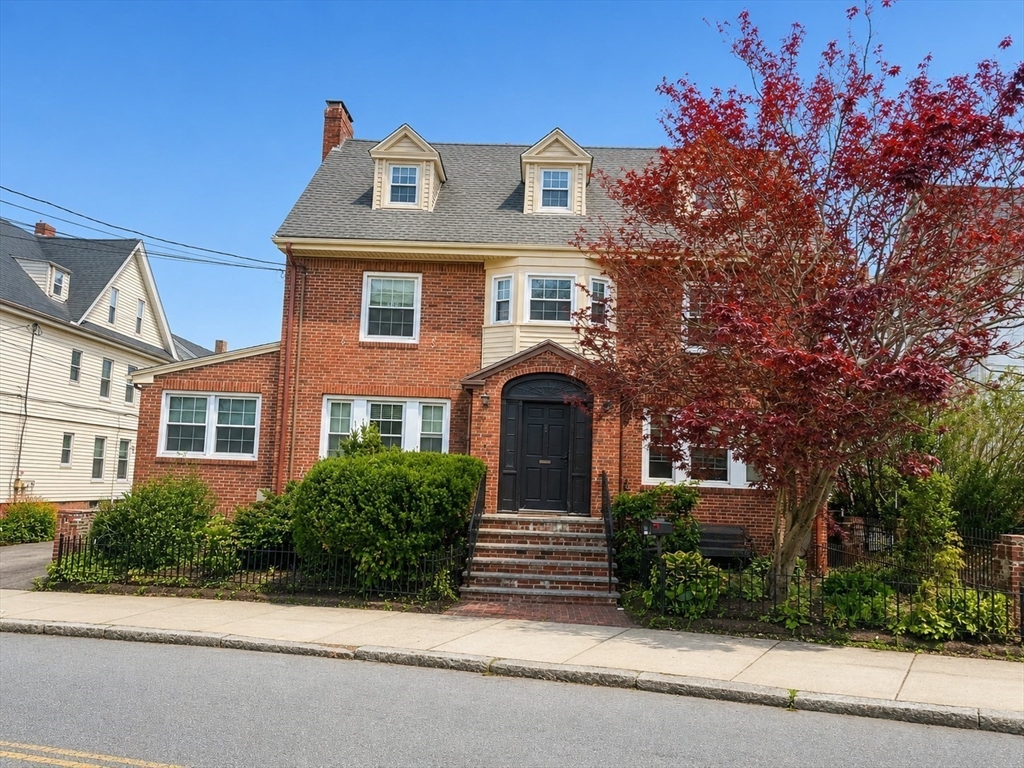 18 Pierce Street Malden, MA 02148 - Photo 2 of 36