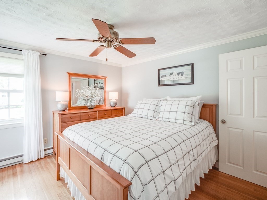 41 Barstow Road Walpole, MA 02081 - Photo 16 of 42 Gallery Image 16