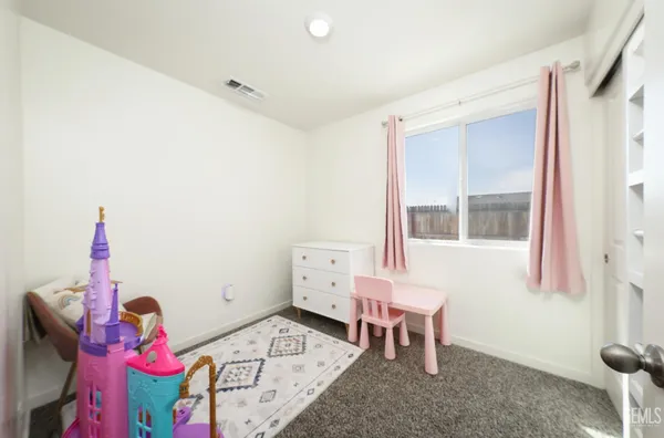 $379,900 | Undisclosed Address, Bakersfield, CA 93307