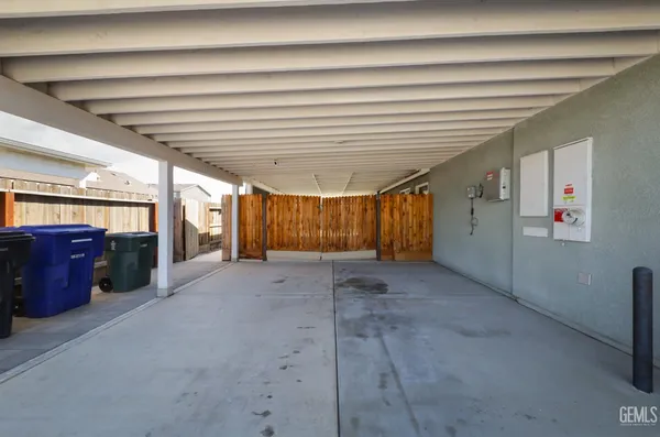 $379,900 | Undisclosed Address, Bakersfield, CA 93307