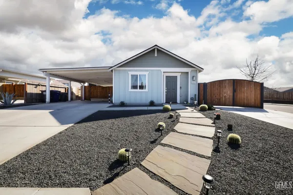 $379,900 | Undisclosed Address, Bakersfield, CA 93307