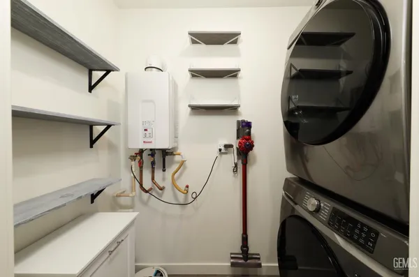 $379,900 | Undisclosed Address, Bakersfield, CA 93307