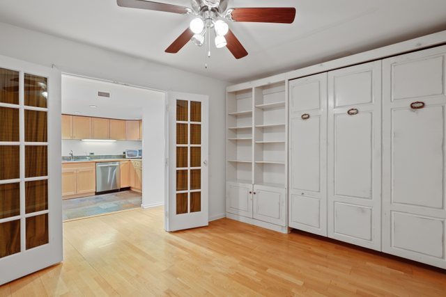40 East 9th Street, Unit 807 Chicago, IL 60605 - Photo 11 of 18