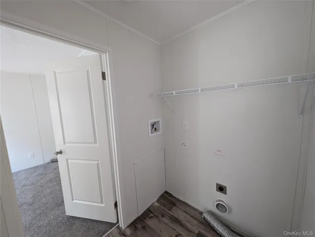 $99,900 | 11 Square Hill Road, Unit 27, New Windsor, NY 12553