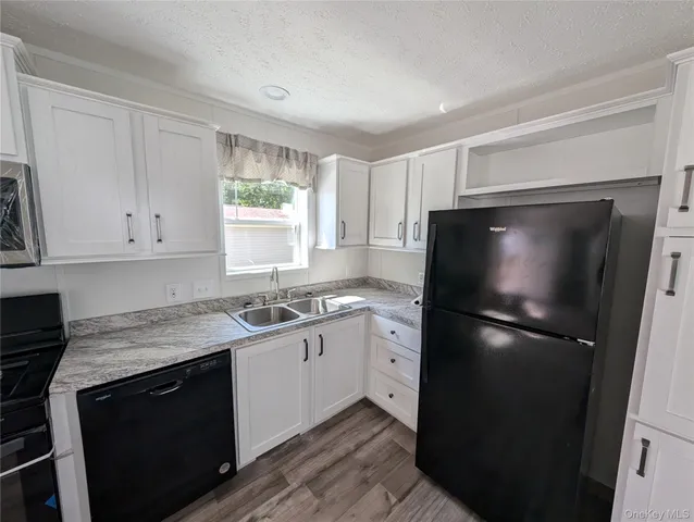 $99,900 | 11 Square Hill Road, Unit 27, New Windsor, NY 12553