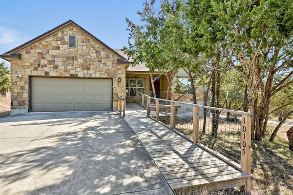 $475,000 | 10105 Little Creek Circle, Dripping Springs, TX 78620