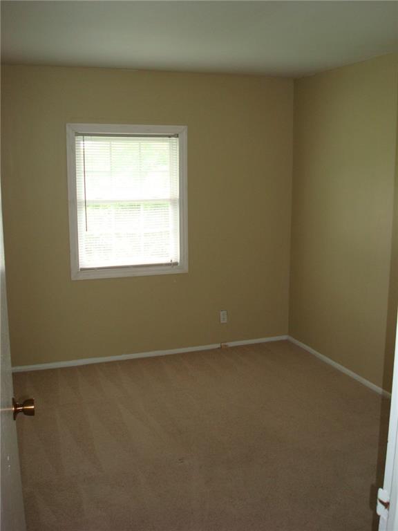 3828 North Mitthoefer Road Indianapolis, IN 46235 - Photo 7 of 10 Gallery Image 7