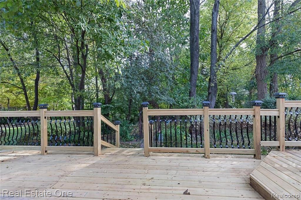3861 Beechcrest Road Rochester Hills, MI 48309 - Photo 9 of 29