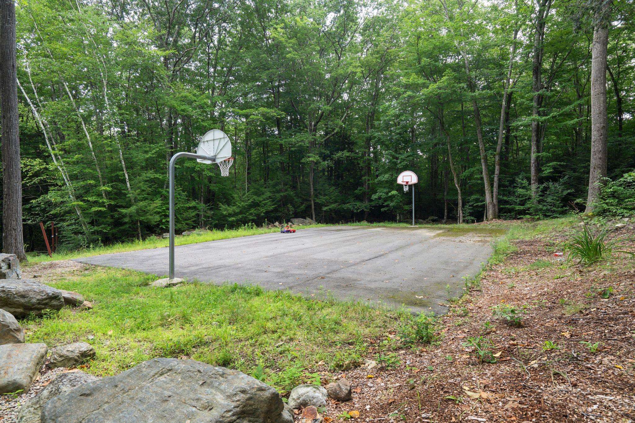 99 Four Rod Road, Unit 11 Rochester, NH 03867 - Photo 28 of 36