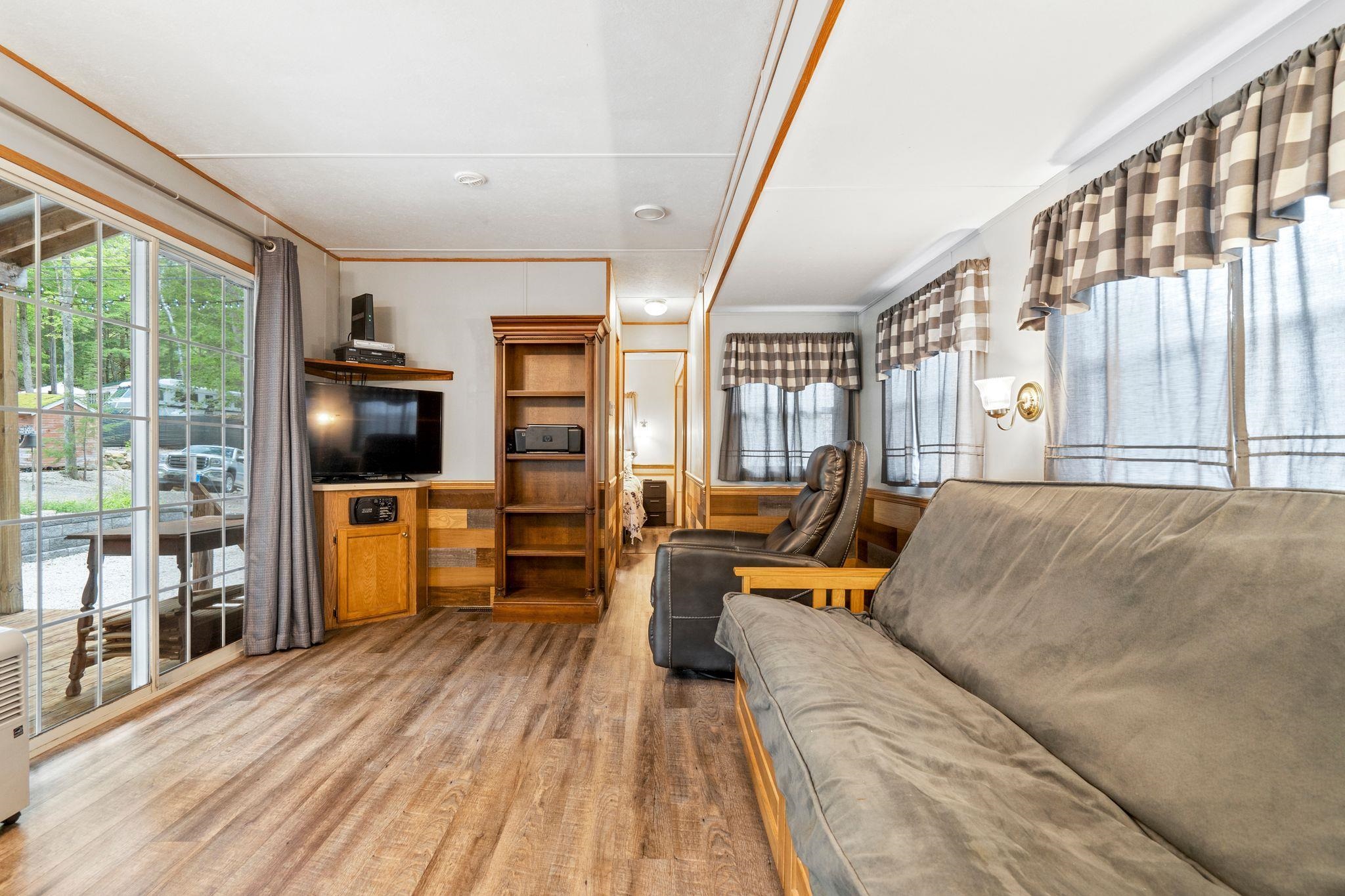 99 Four Rod Road, Unit 11 Rochester, NH 03867 - Photo 4 of 36