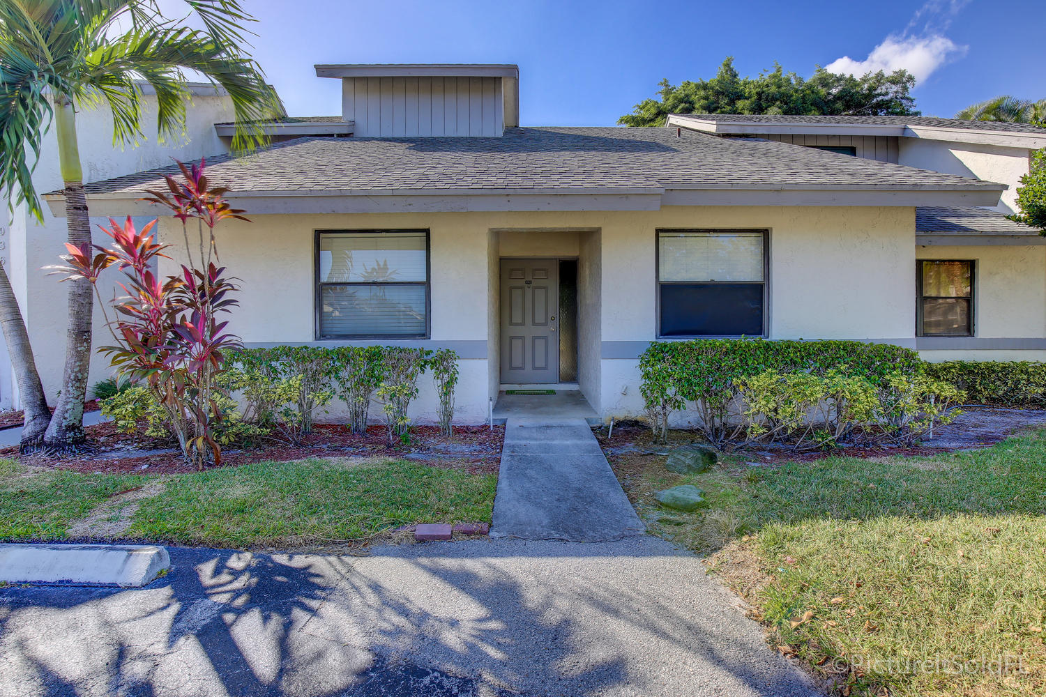 9362 Ketay Circle Boca Raton, FL 33428 - Photo 1 of 17 9362 Ketay Cir Boca Raton FL-large-003-F