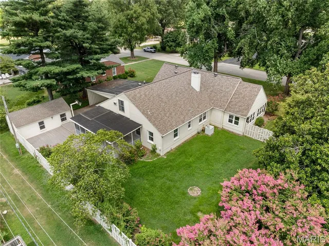 $355,000 | 901 Moore Avenue, Sikeston, MO 63801