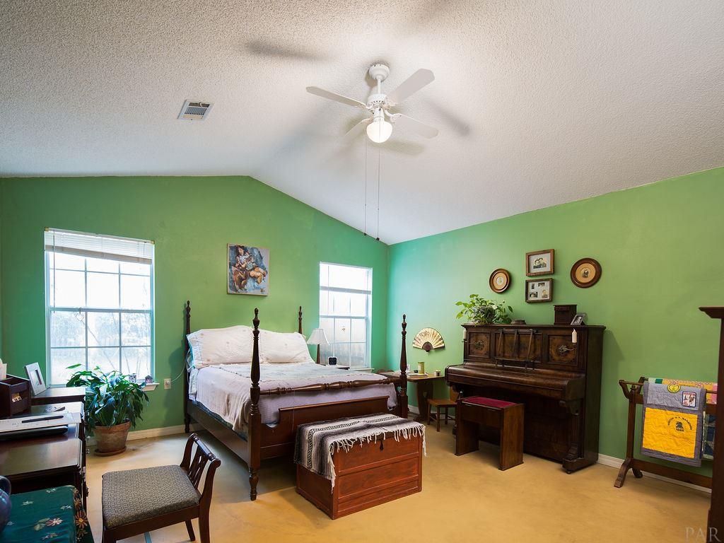 1320 Sunrunner Road Pensacola, FL 32504 - Photo 11 of 17 Gallery Image 11