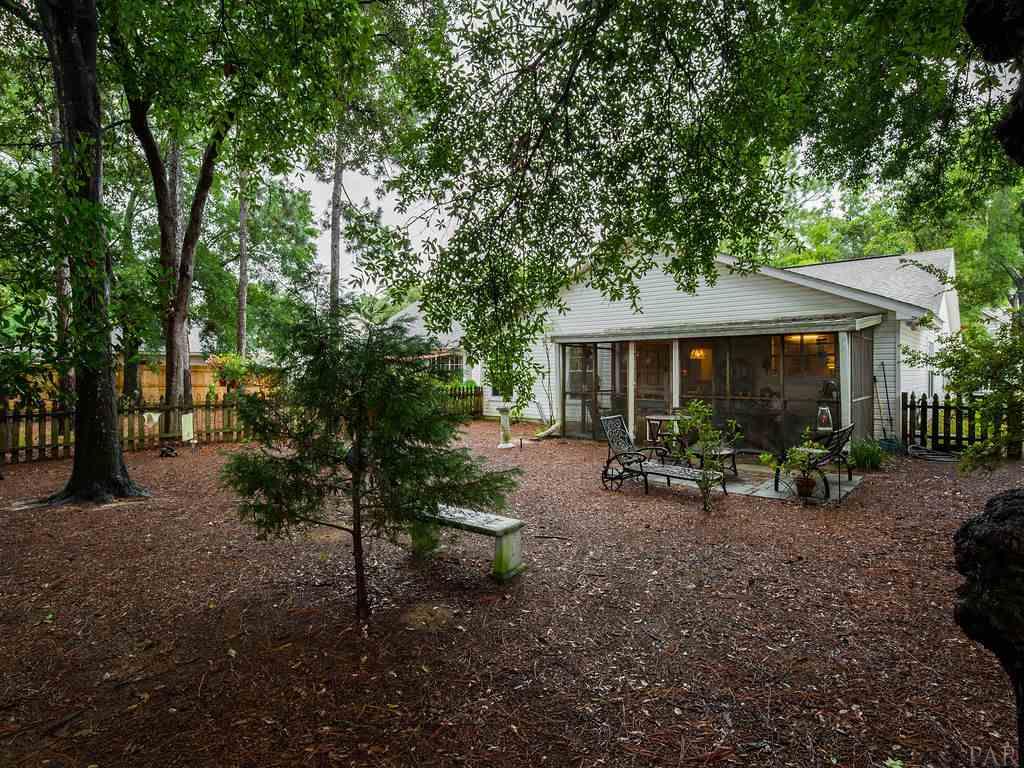 1320 Sunrunner Road Pensacola, FL 32504 - Photo 14 of 17 Gallery Image 14
