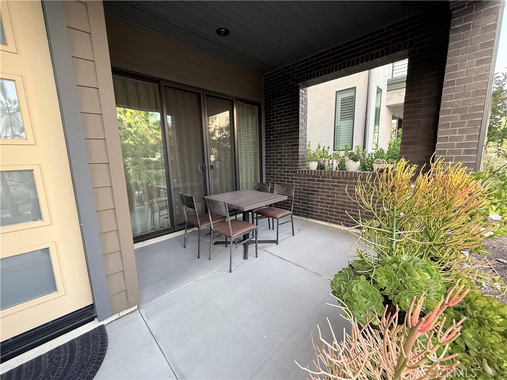 104 Chant Irvine, CA 92618 - Photo 3 of 7
