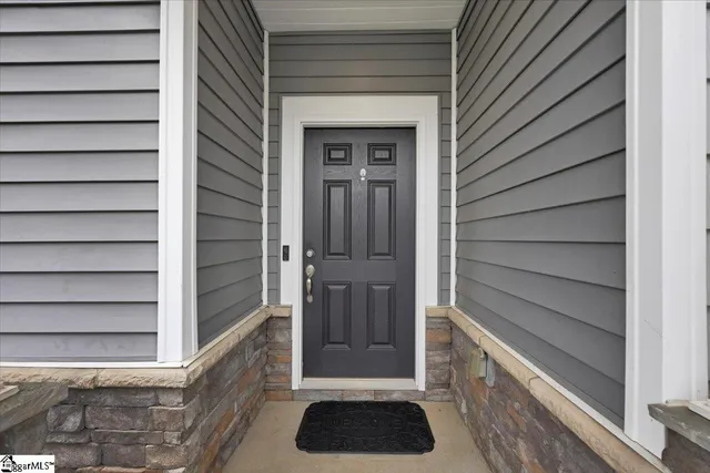 $440,000 | 15 Larson Drive, Simpsonville, SC 29681