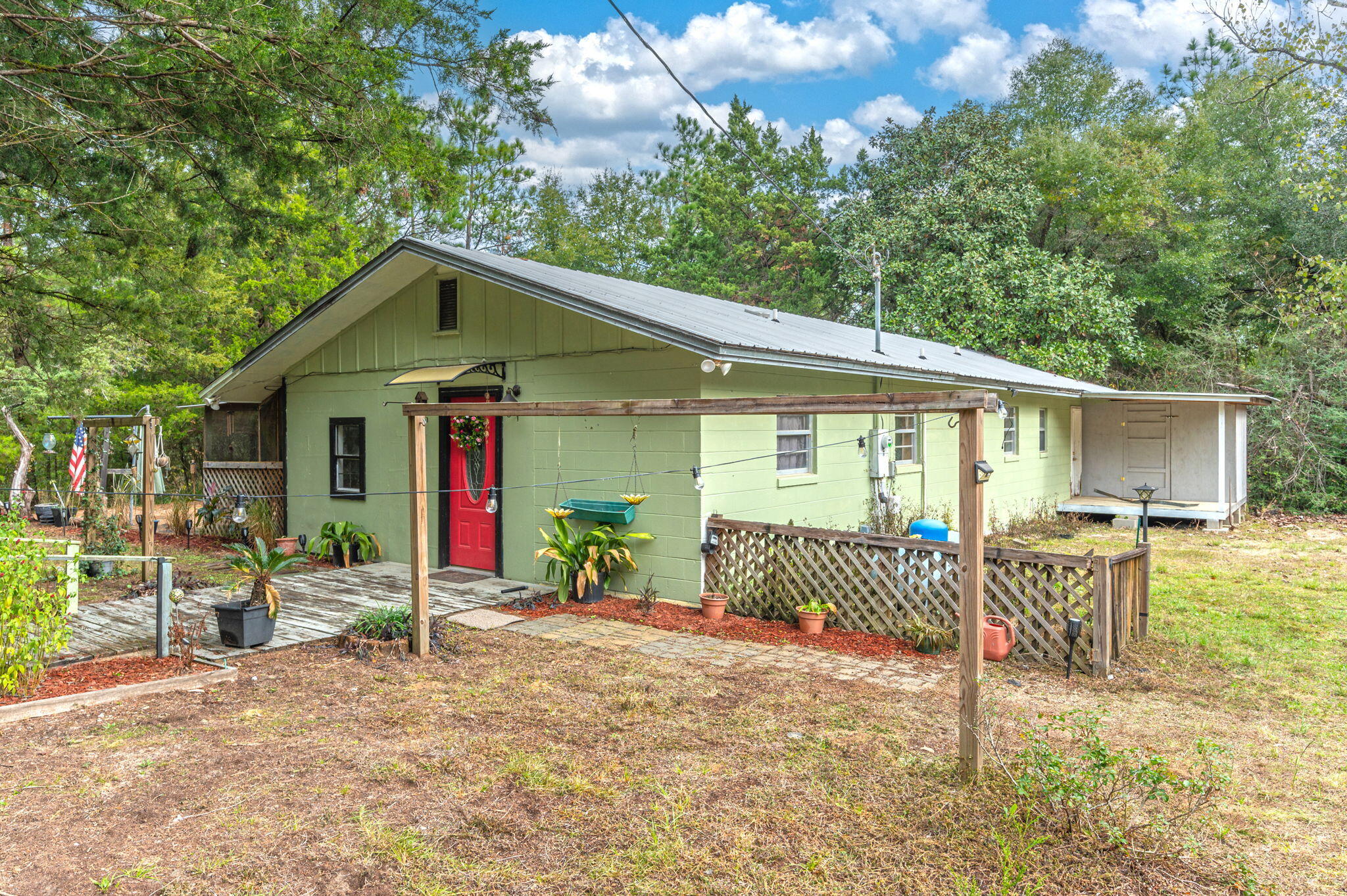 330 Roman Road DeFuniak Springs, FL 32433 - Photo 3 of 43 3-web-or-mls-330 Roman Rd Exterior-3