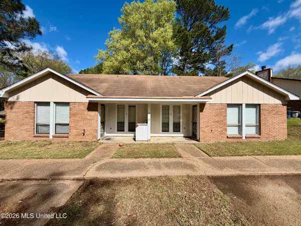 $250,000 | 114 Crestwood Cove, Clinton, MS 39056