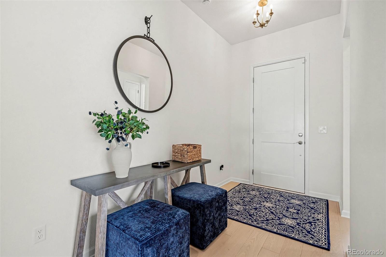 650 Simmental Loop Castle Rock, CO 80104 - Photo 3 of 50