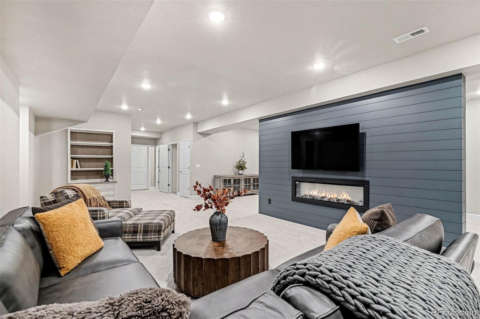 650 Simmental Loop Castle Rock, CO 80104 - Photo 32 of 50