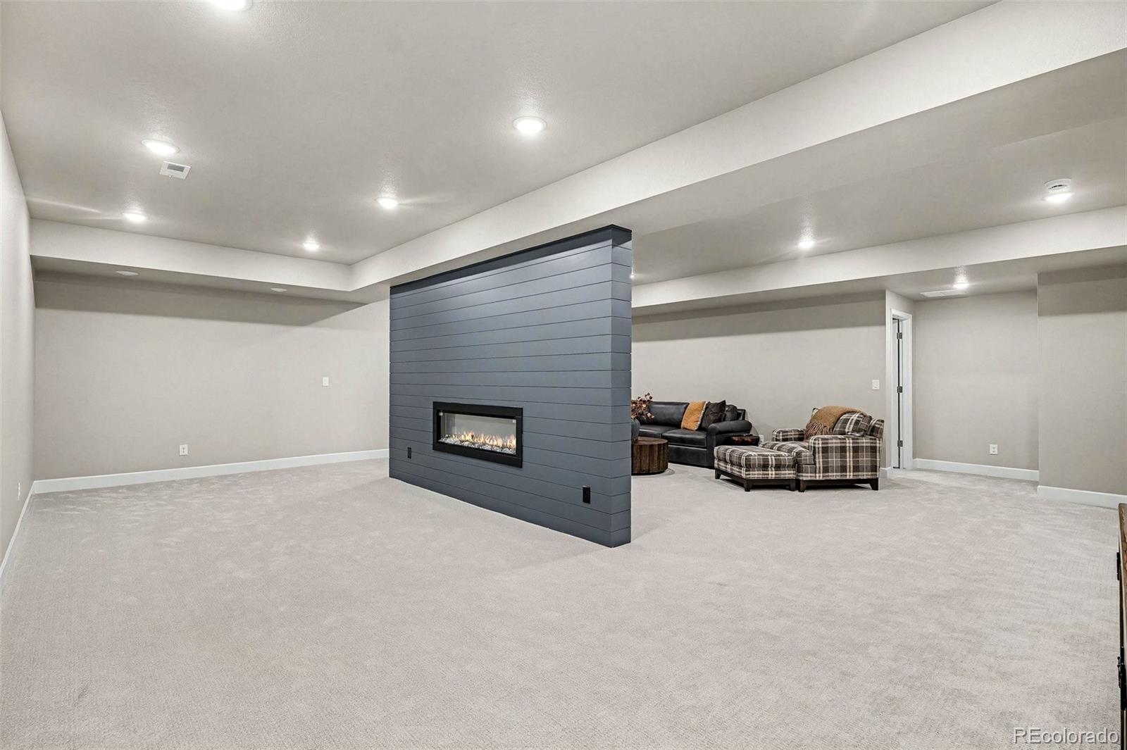 650 Simmental Loop Castle Rock, CO 80104 - Photo 33 of 50