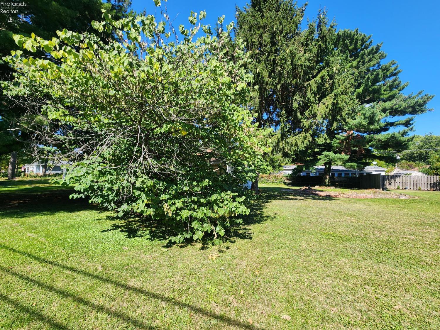 969 Vermilion Road Vermilion, OH 44089 - Photo 5 of 7 Gallery Image 5