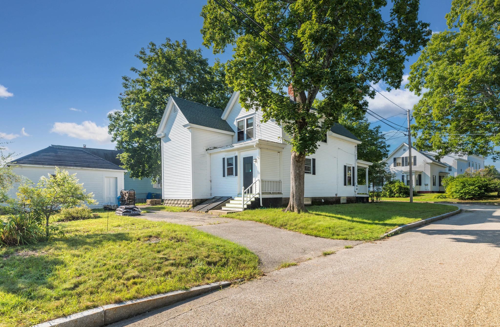 7 Unity Street Rochester, NH 03868 - Photo 5 of 22