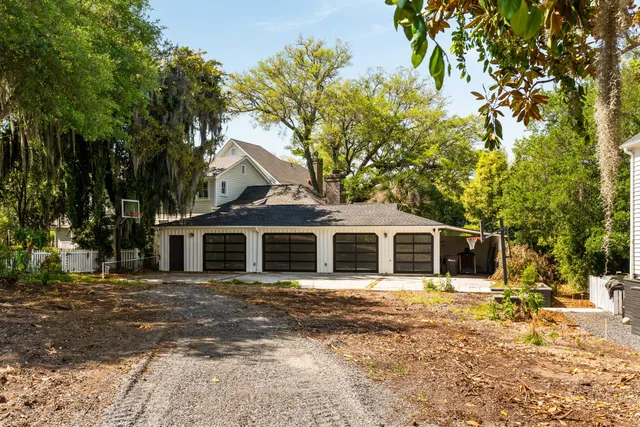 $2,495,000 | 122 Mary Street, Mount Pleasant, SC 29464