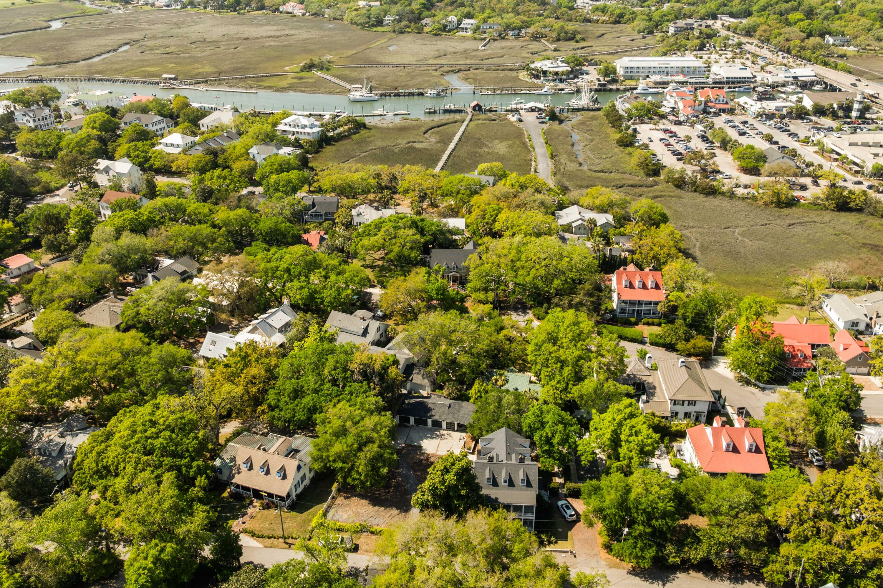 122 Mary Street Mount Pleasant, SC 29464 - Photo 12 of 19 DJI_0074