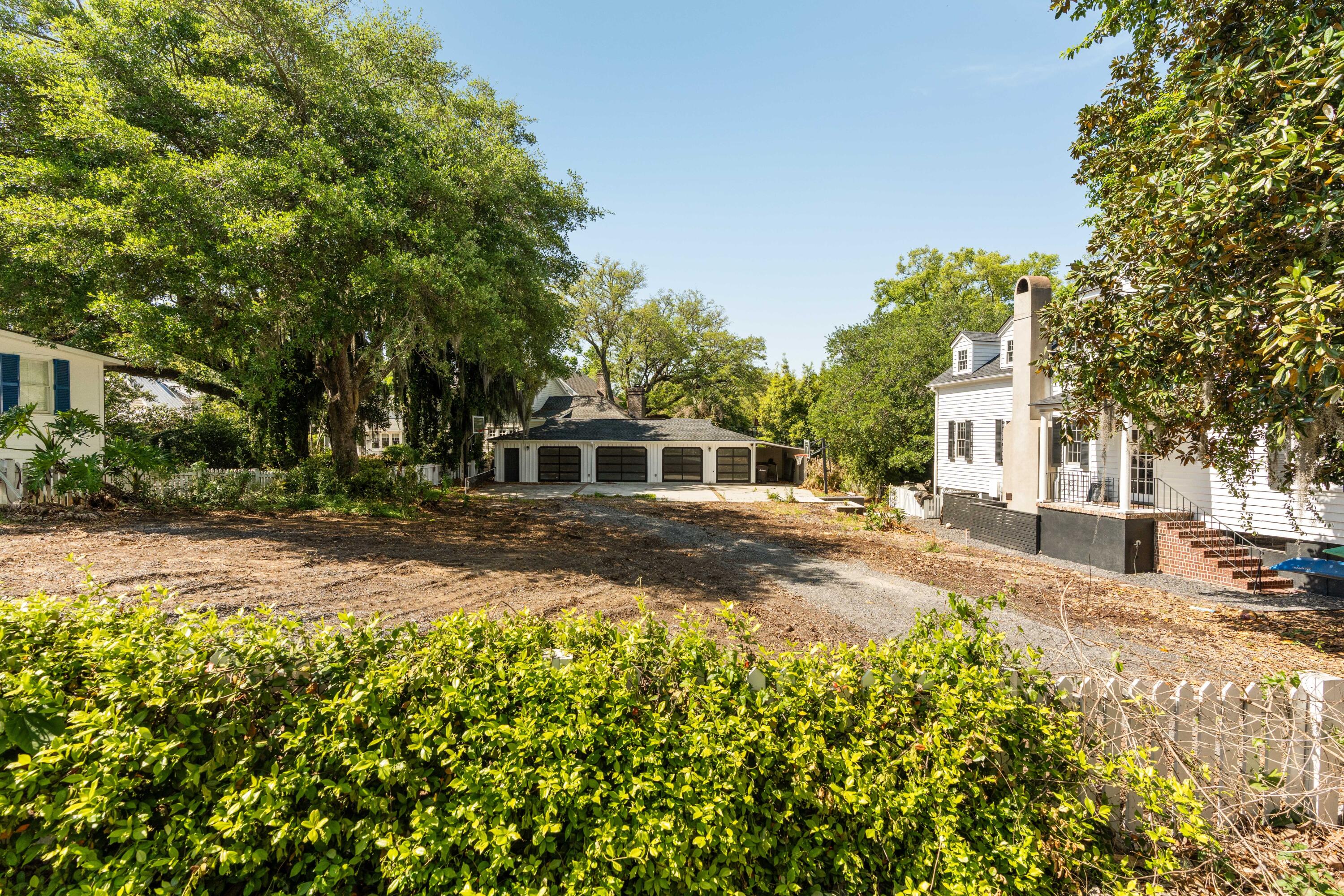 122 Mary Street Mount Pleasant, SC 29464 - Photo 10 of 19 DSC00559