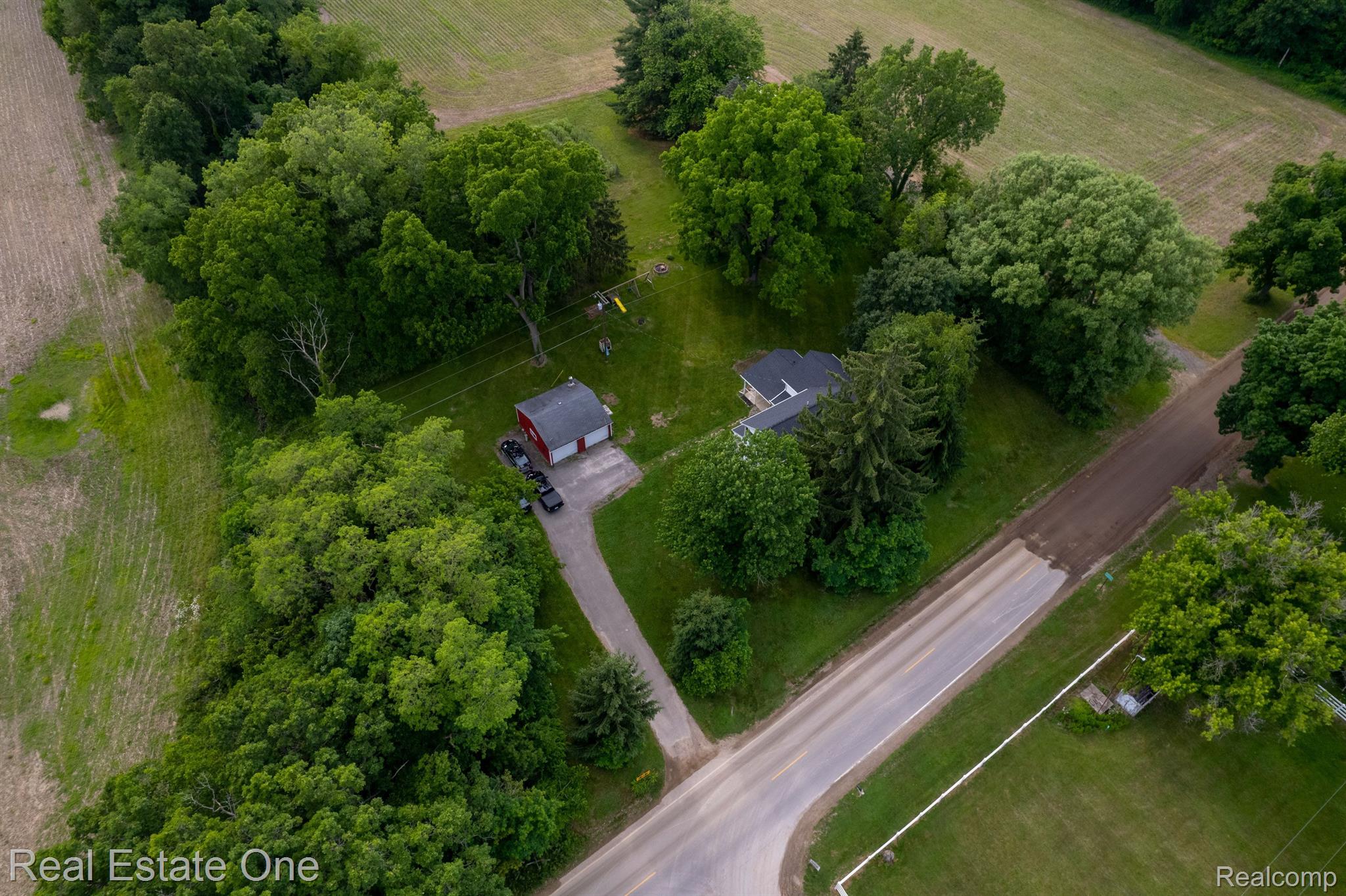 6017 Byron Road Howell, MI 48855 - Photo 12 of 94 Gallery Image 12