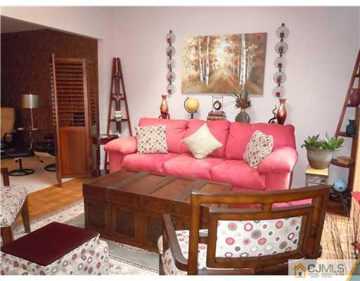 147 Redpine Loop Old Bridge, NJ 08857 - Photo 8 of 25 a living room with furniture