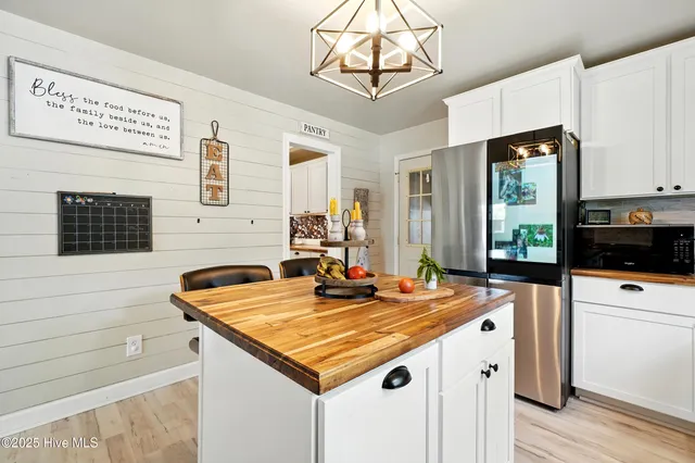 $473,000 | 579 Tulls Creek Road, Moyock, NC 27958