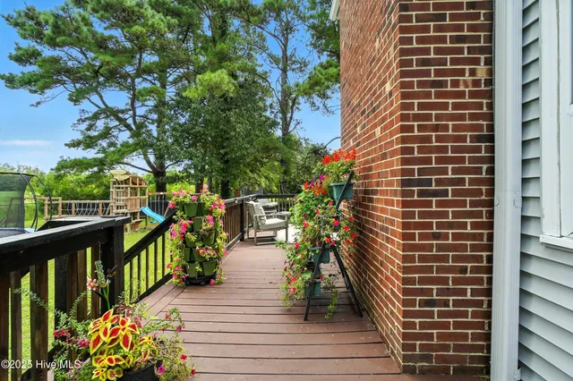 $473,000 | 579 Tulls Creek Road, Moyock, NC 27958