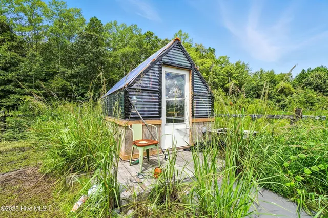 $473,000 | 579 Tulls Creek Road, Moyock, NC 27958