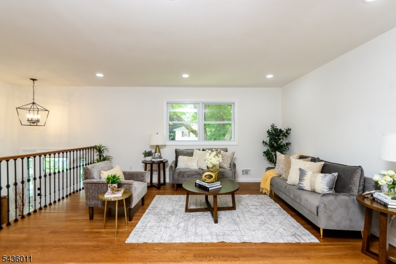 104 Marmora Road Parsippany, NJ 07054 - Photo 8 of 38