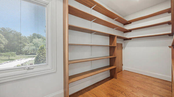 424 Hewgleys Road South Pittsburg, TN 37380 - Photo 38 of 53 Bedroom Closet