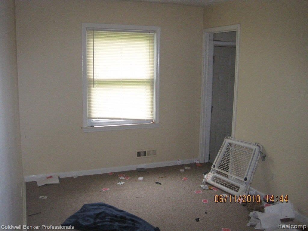 715 Patterson Court Inkster, MI 48141 - Photo 23 of 25 Patterson_Ct_(19)_E.L._Bedroom_3