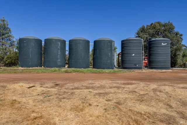 a view of a lake with houses