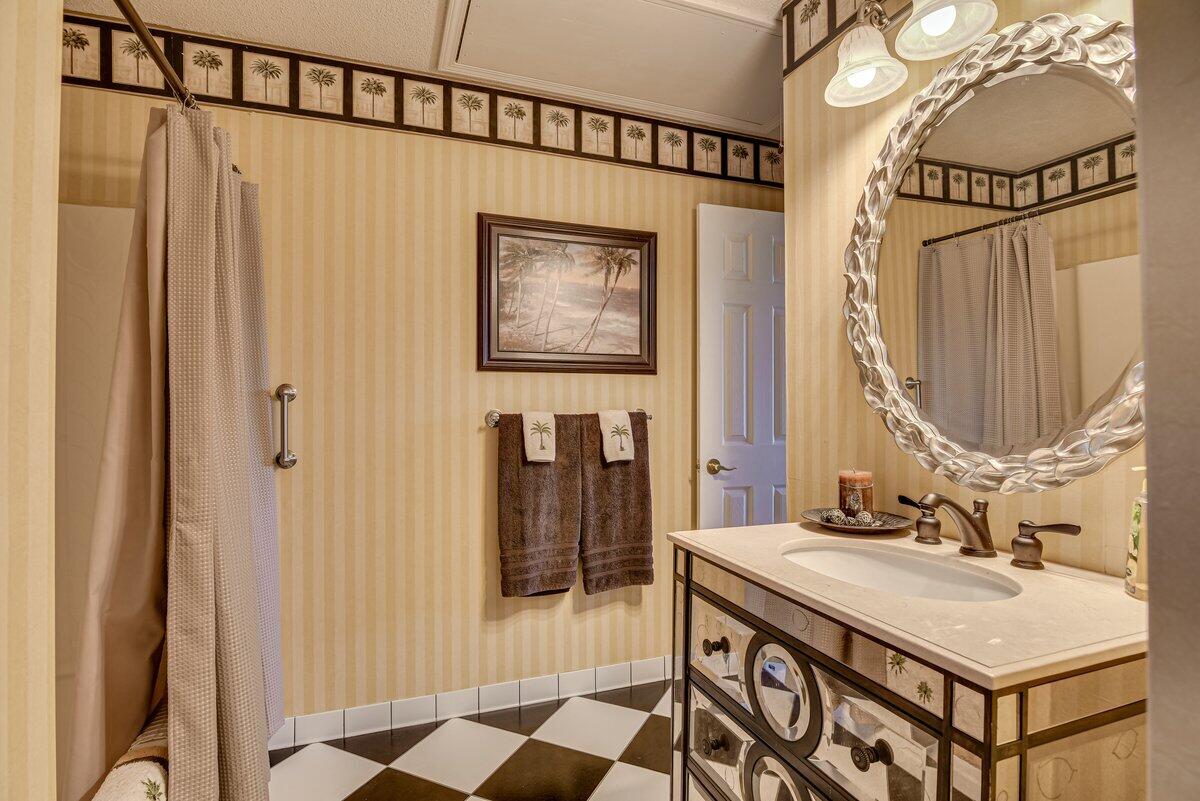 1584 Goshen Road Augusta, GA 30906 - Photo 24 of 28 24.Bath