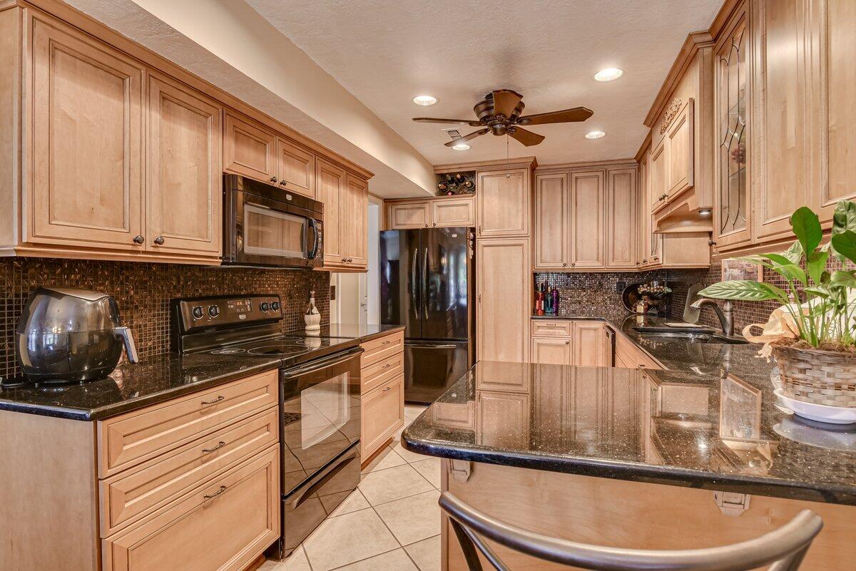 1584 Goshen Road Augusta, GA 30906 - Photo 10 of 28 10.kitchen